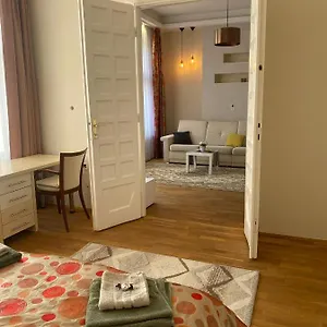 Visit 2 Apartman Apartman